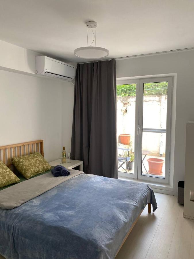 Apartamento Okeanidon Atenas Exterior foto